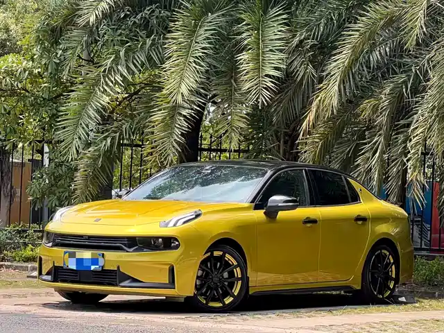 2020 Lynk & Co 03