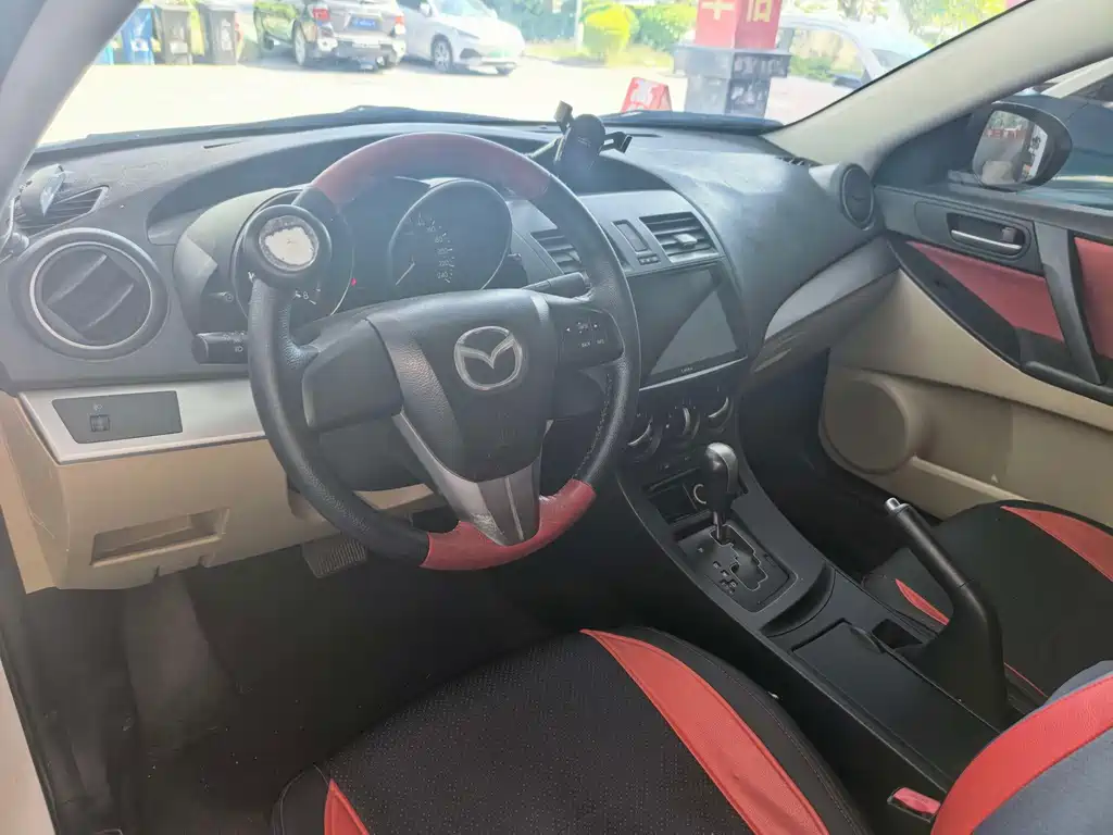 Mazda 3 Xingcheng — миниатюра 4