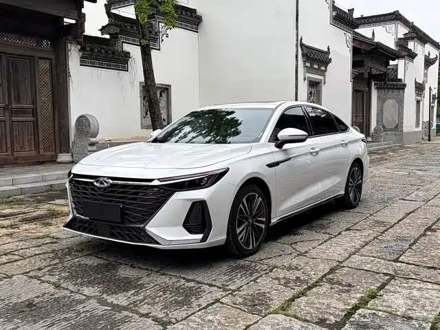 2025 Chery Arrizo 8