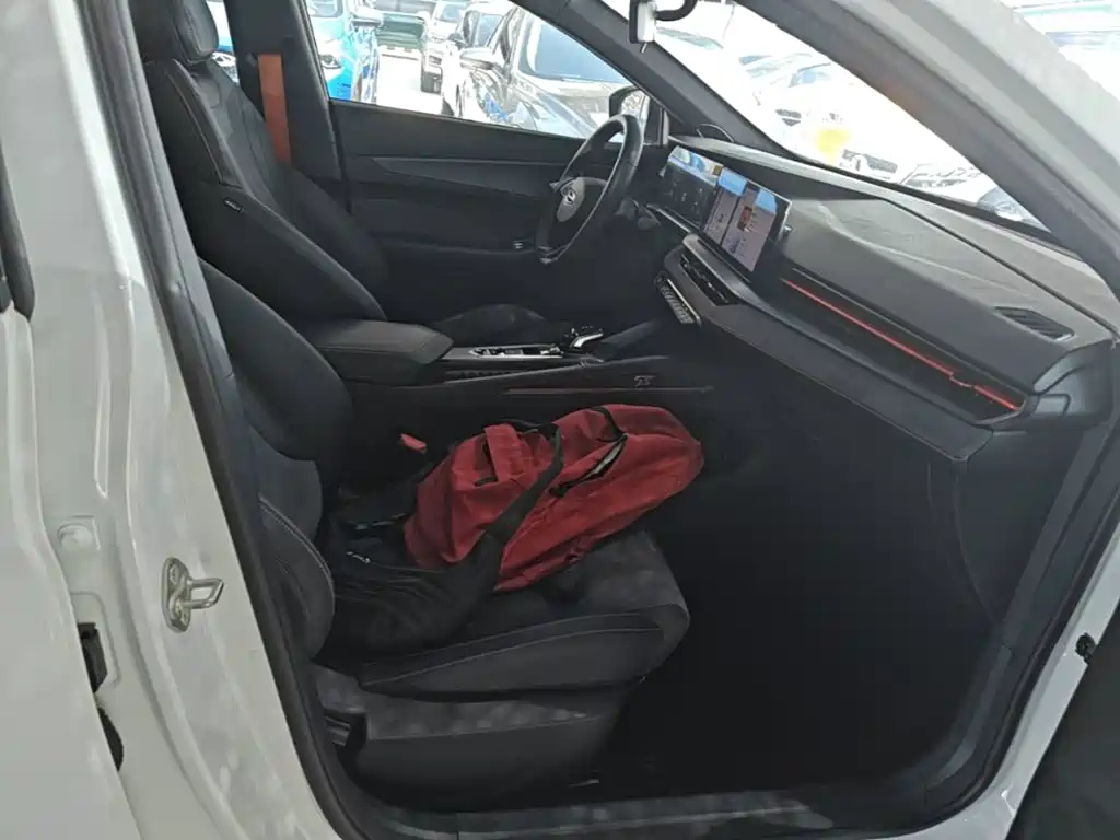 Geely Binrui — миниатюра 24
