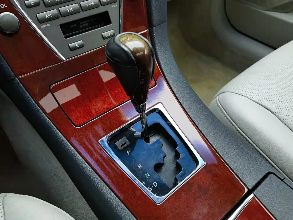Lexus ES — миниатюра 13