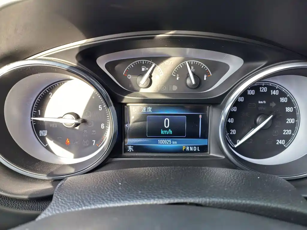 Buick Envision Plus — миниатюра 12