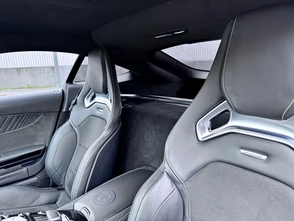 MERCEDES-BENZ AMG GT