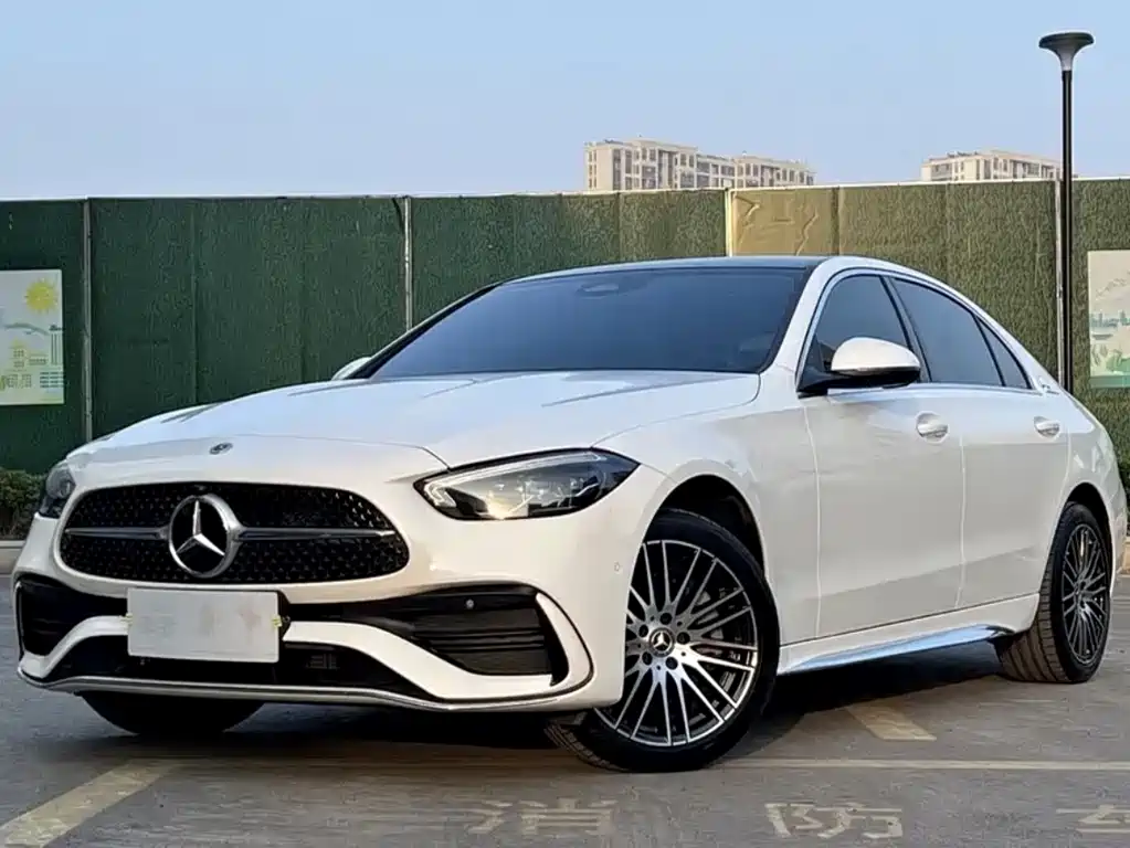 Mercedes-Benz C-Class 2022