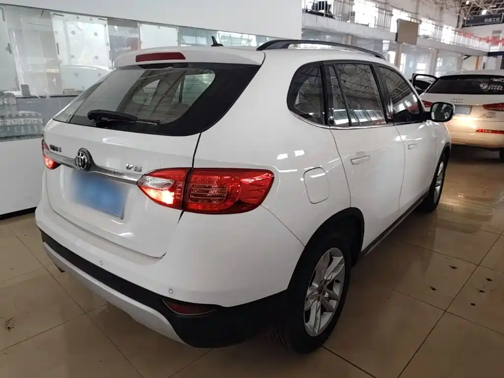 Zhonghua V5 — миниатюра 5