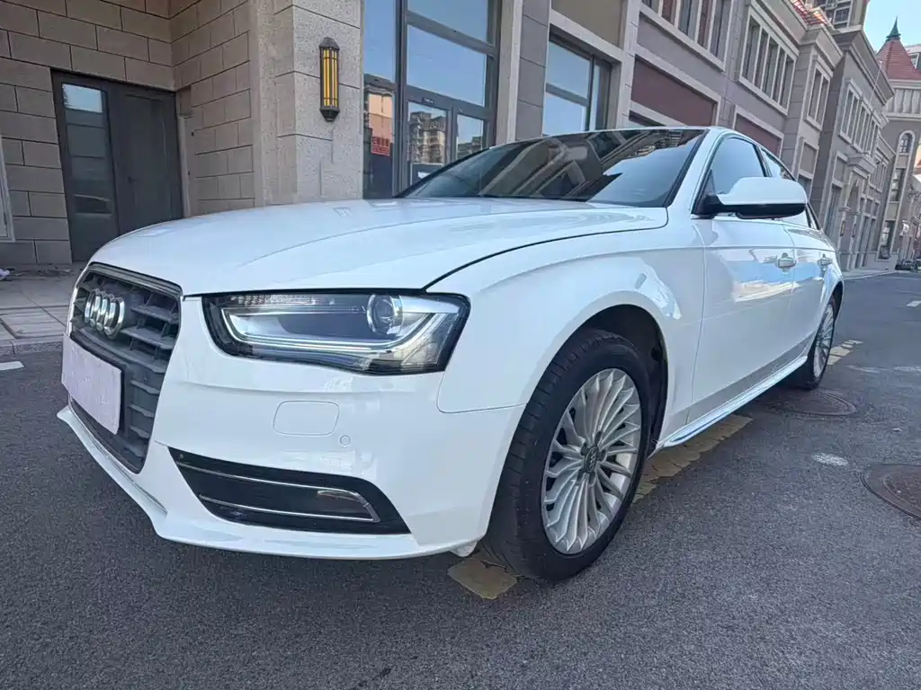 Audi A4L 2016