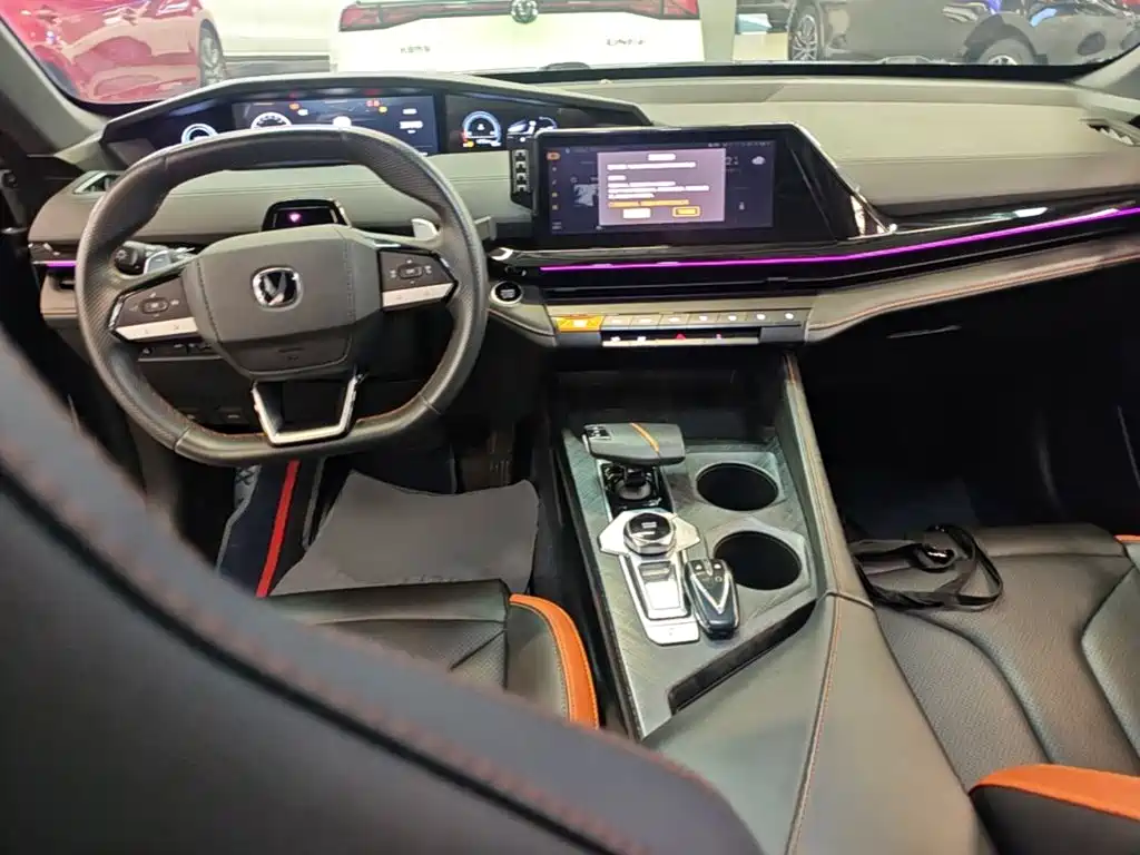 Changan UNI-V — миниатюра 10