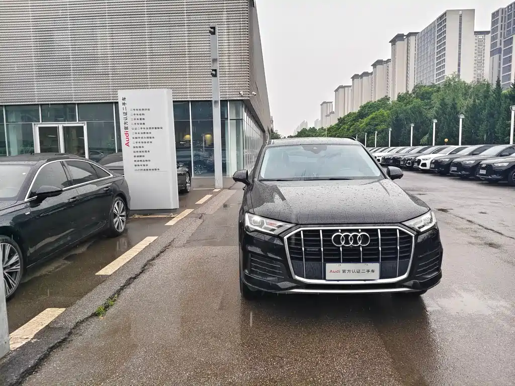 Audi Q7 2022