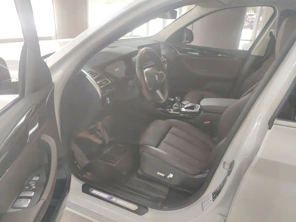 BMW X3 — миниатюра 12