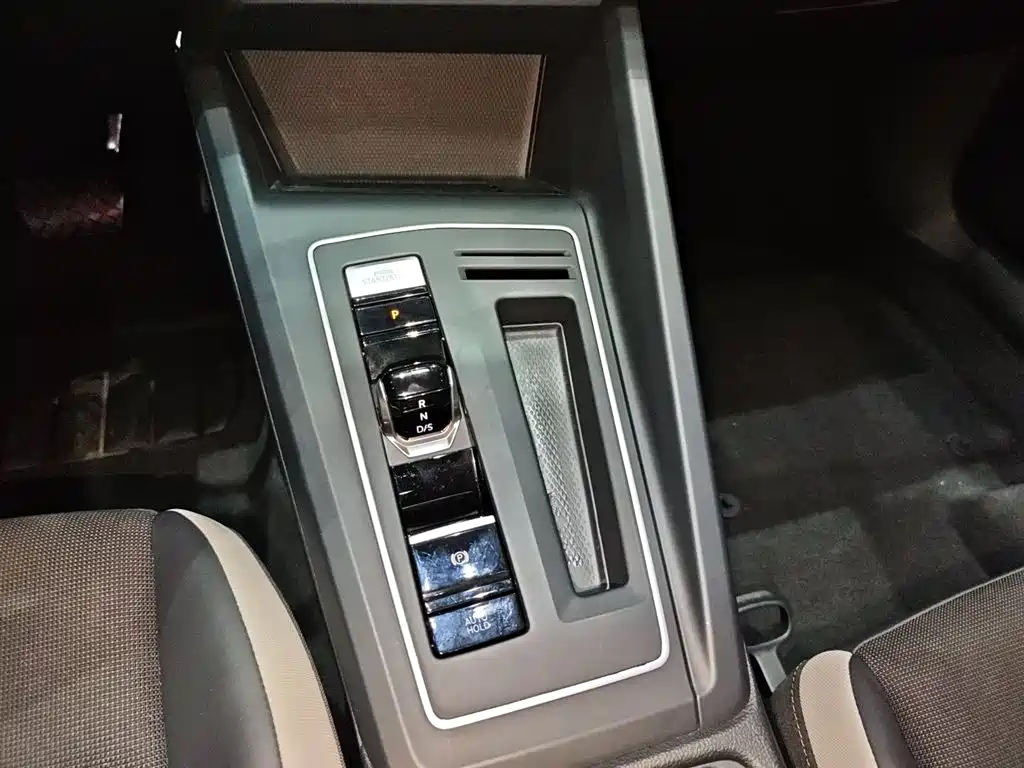 Volkswagen Golf 2023 280TSI DSG Pro