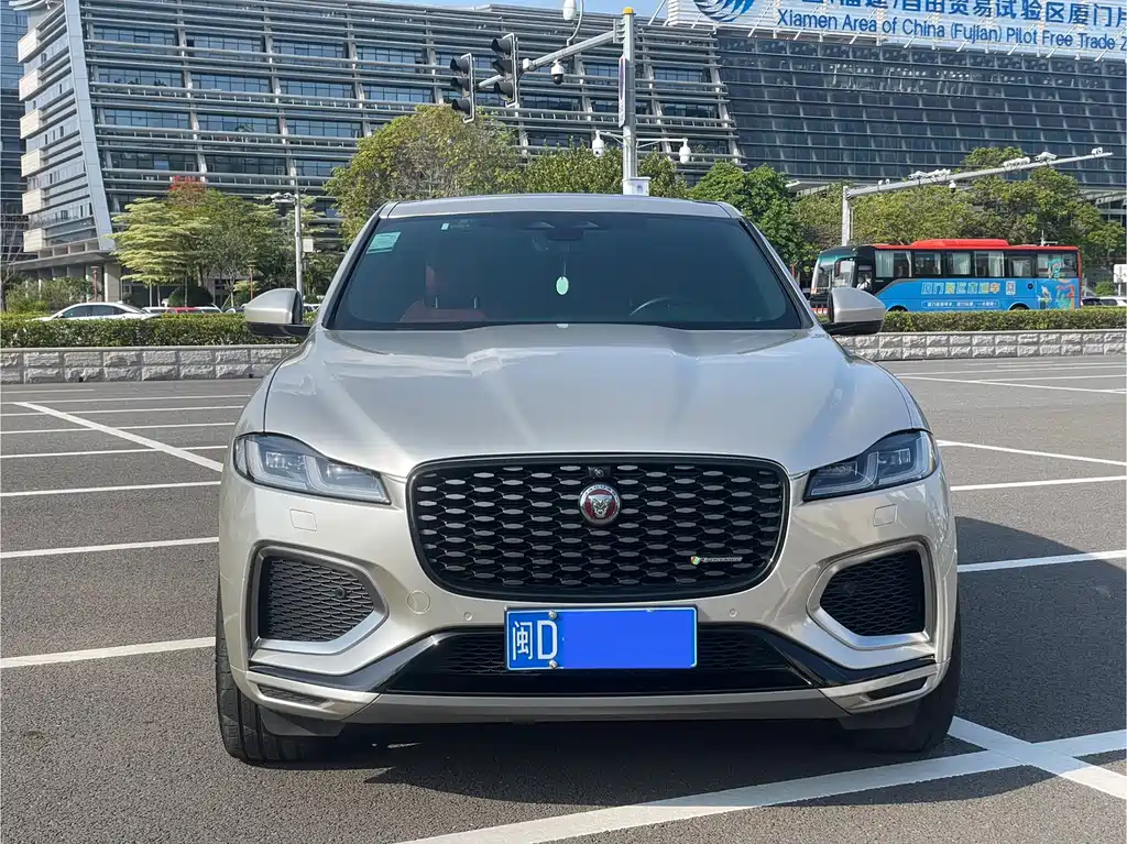 Jaguar F-Pace 2022 P340 R-Dynamic SE