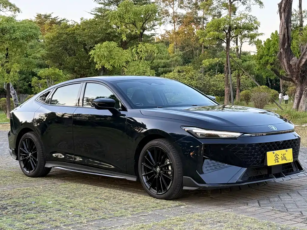 Changan UNI-V — миниатюра 2