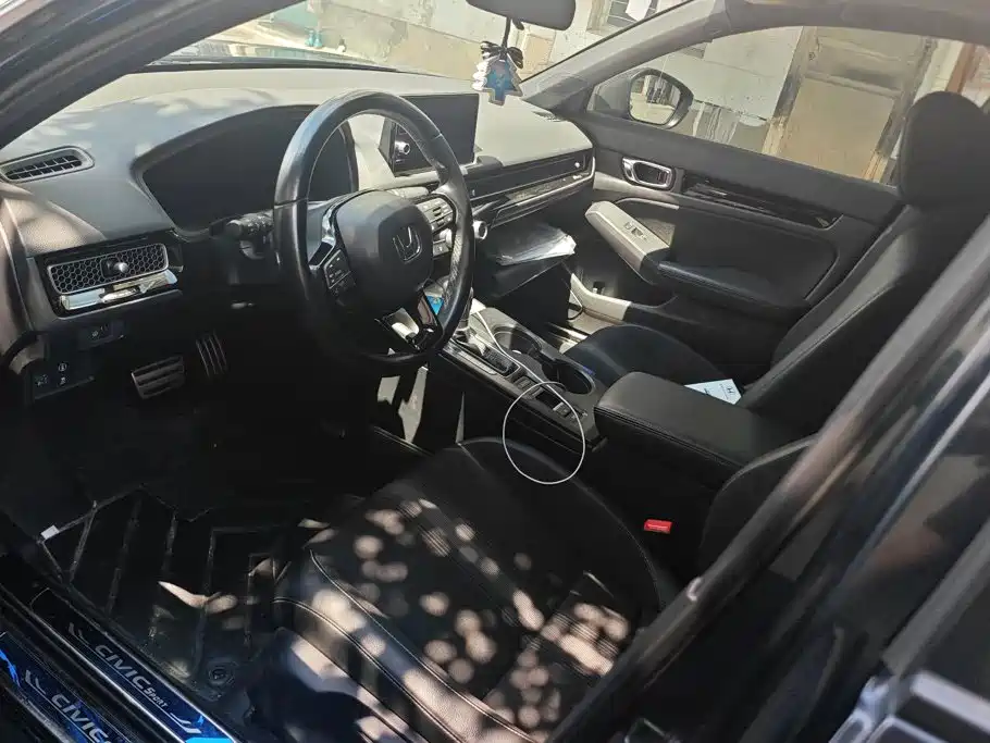 Honda Civic — миниатюра 9
