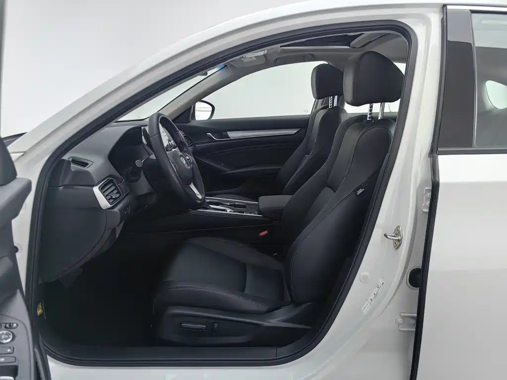 Honda Accord — миниатюра 10