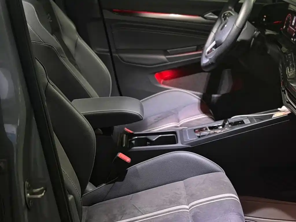 Volkswagen Golf — миниатюра 4