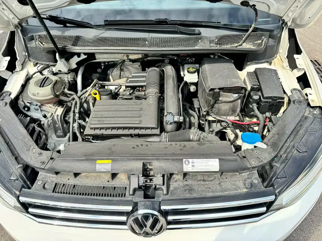 Volkswagen Touran — миниатюра 6