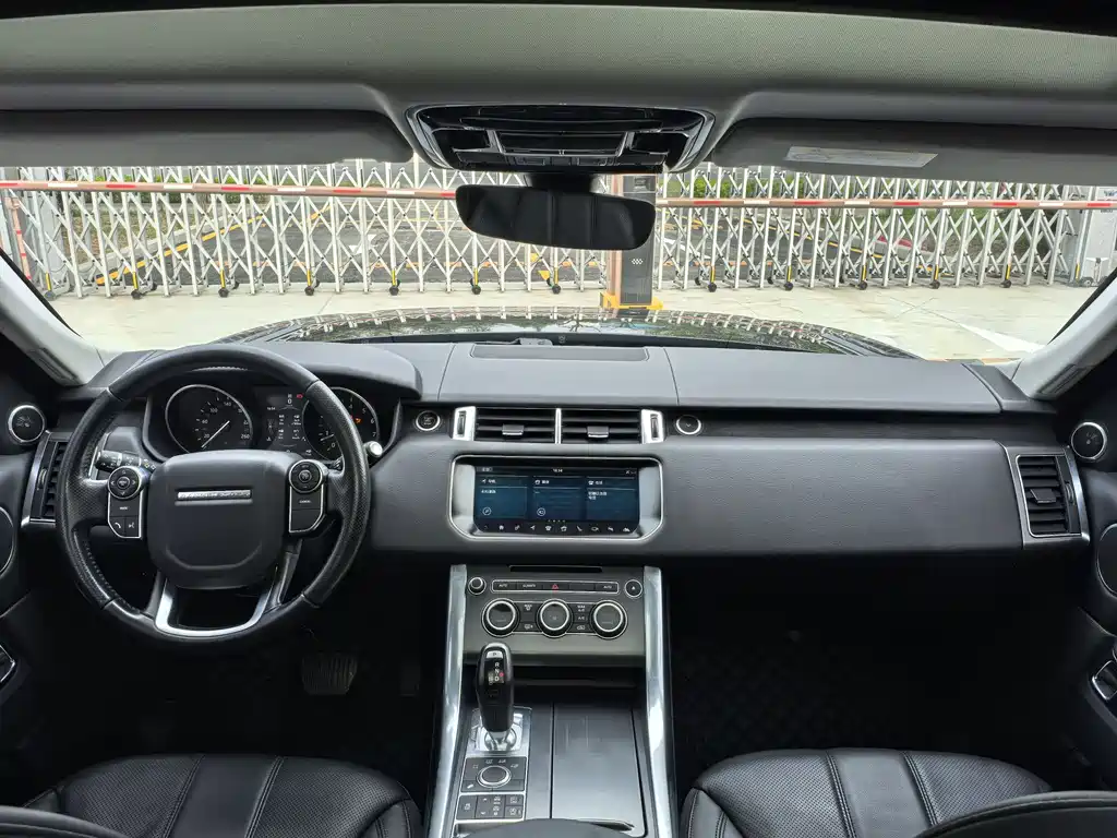 Land Rover Range Rover Sport 2017 3.0 SC V6 SE