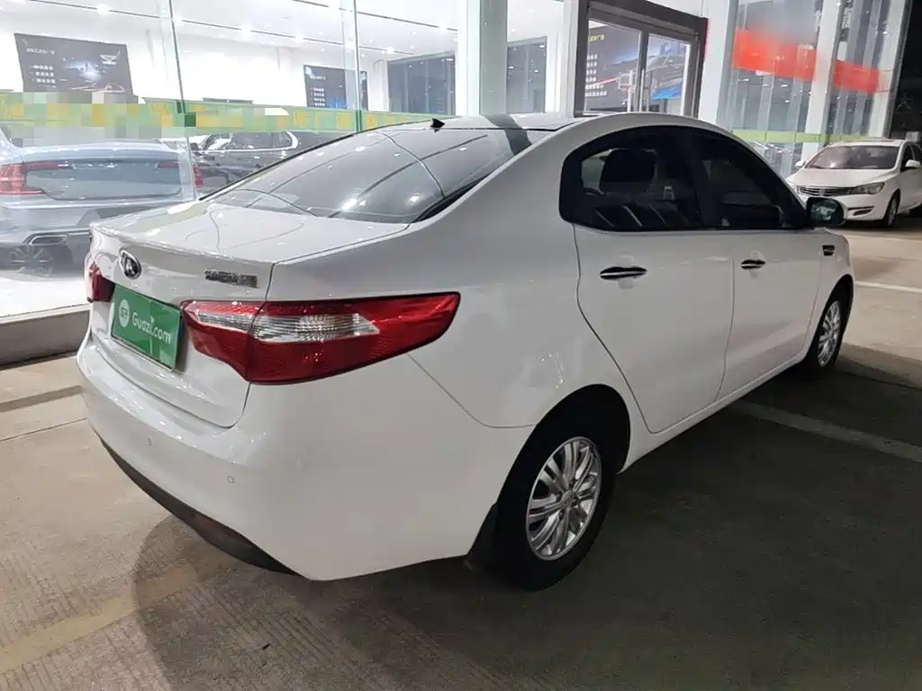 Kia K2 — миниатюра 7