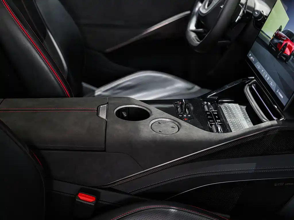 Lotus Eletre 2023 ELETRE S+