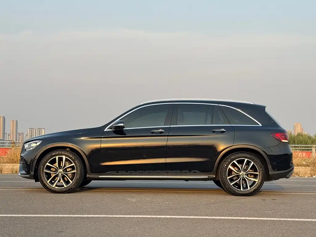 Mercedes-Benz GLC — миниатюра 7