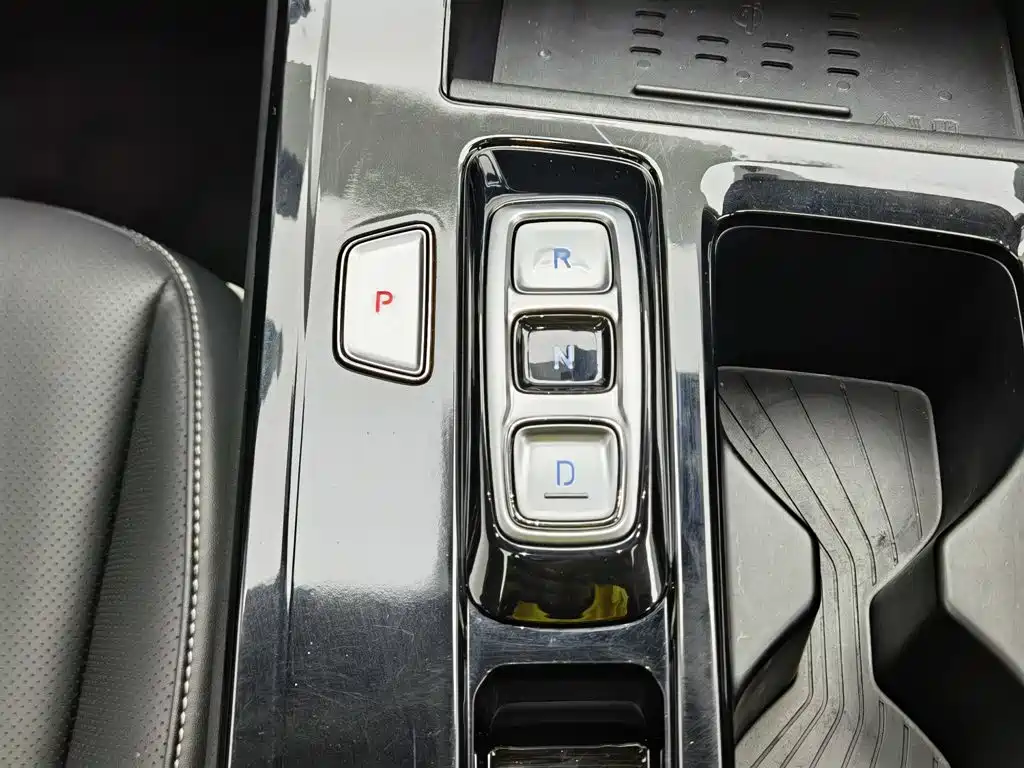 Hyundai Custo — миниатюра 13