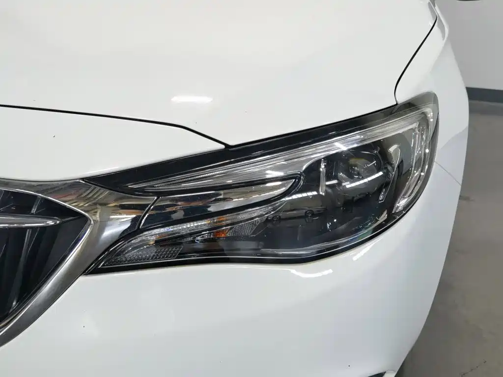 Buick Excelle — миниатюра 7