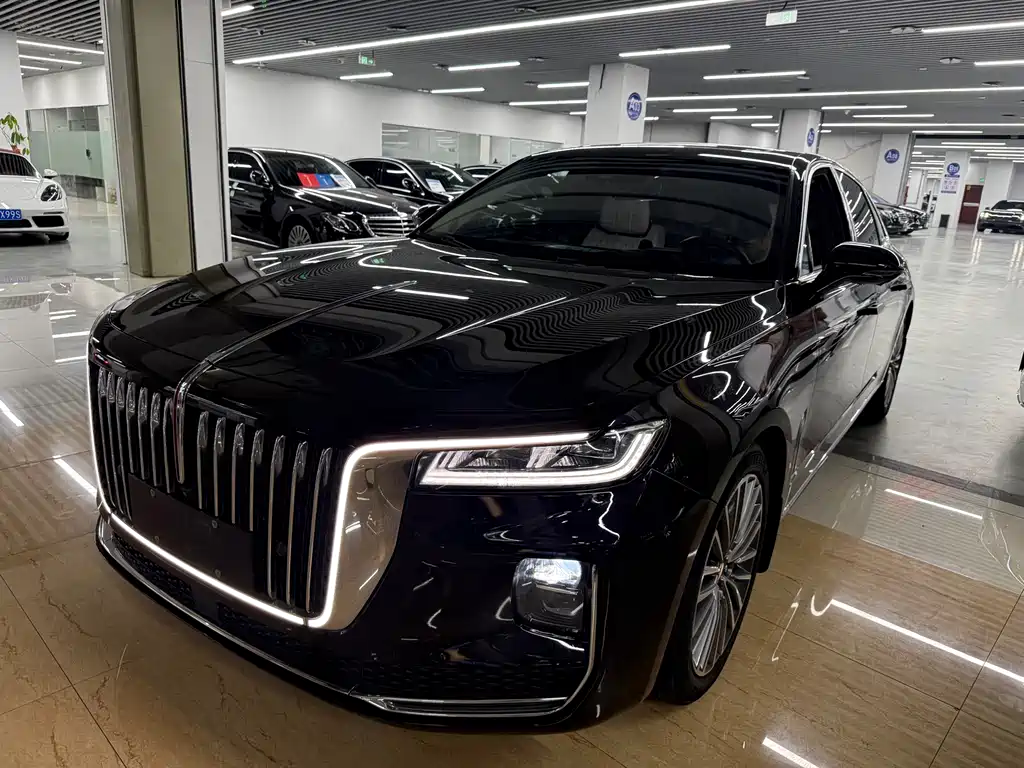 Hongqi H9 2022 2.0T