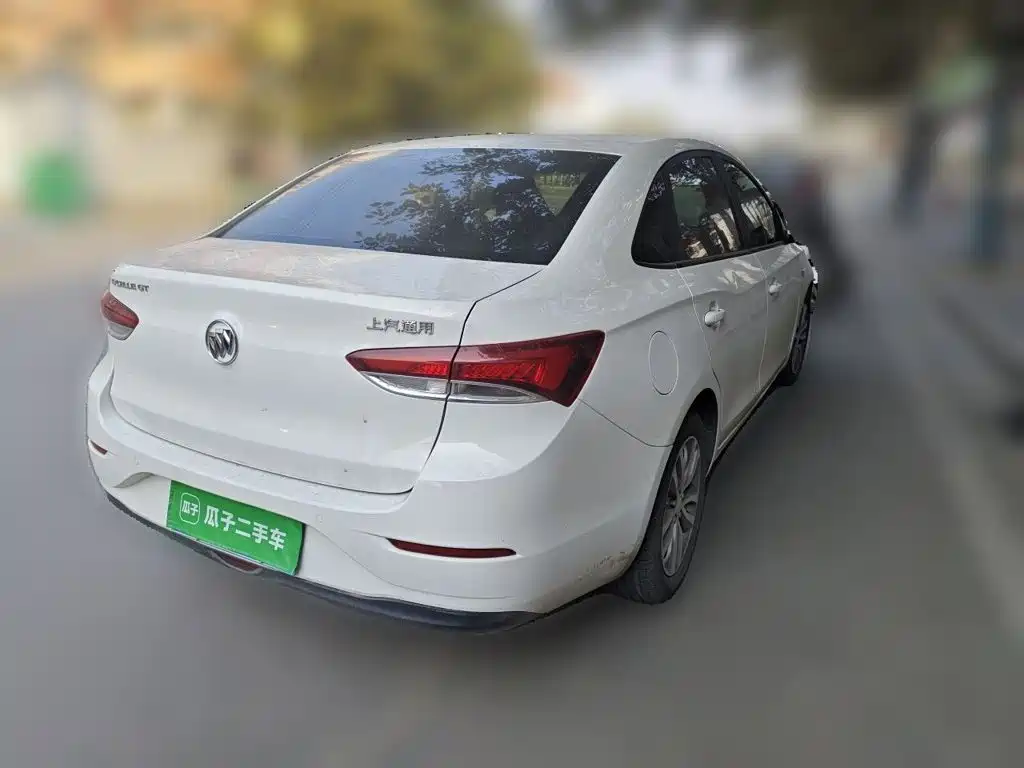 Buick Excelle — миниатюра 4