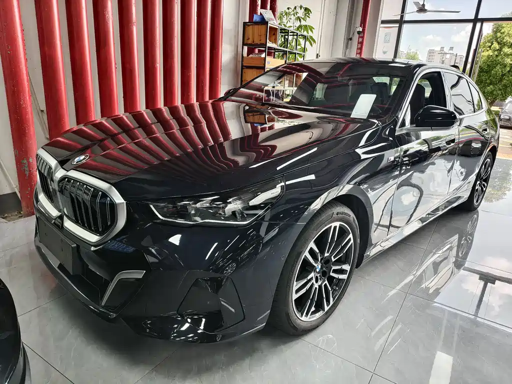 BMW 5 Series 2024