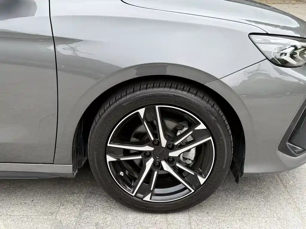 Geely Binrui — миниатюра 15