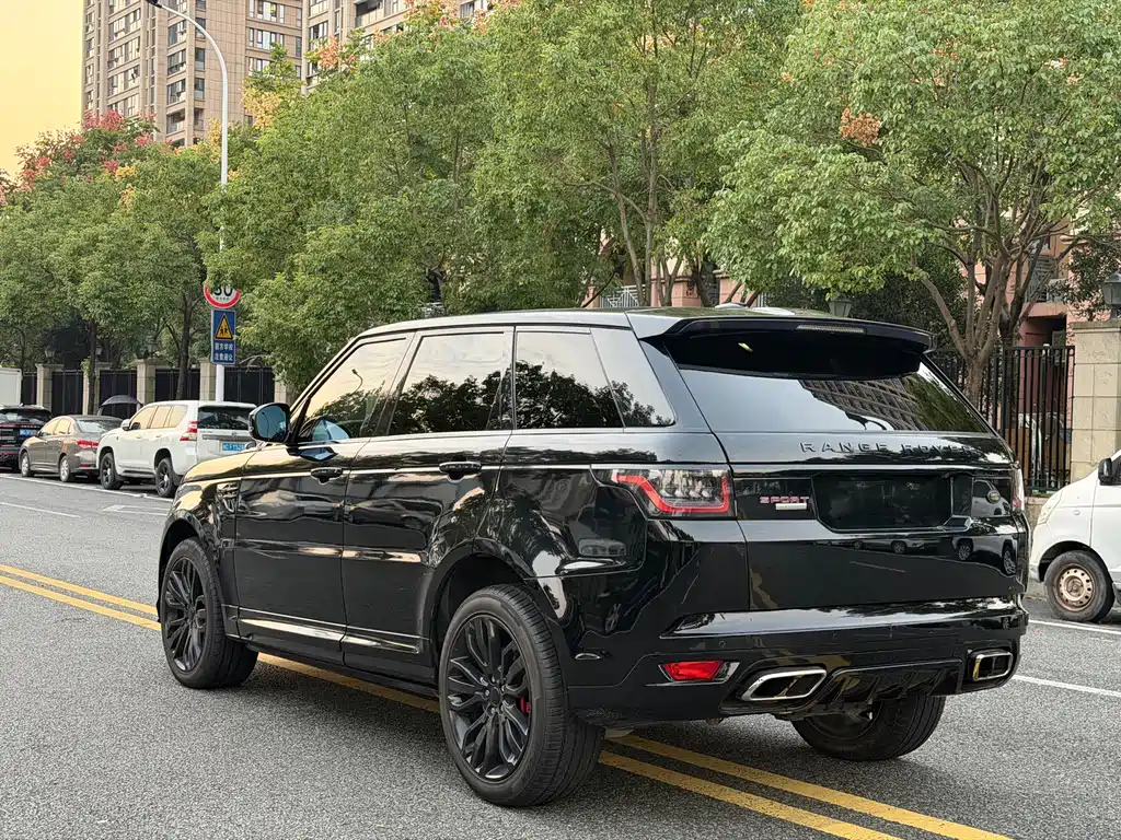 Land Rover Sport — миниатюра 18