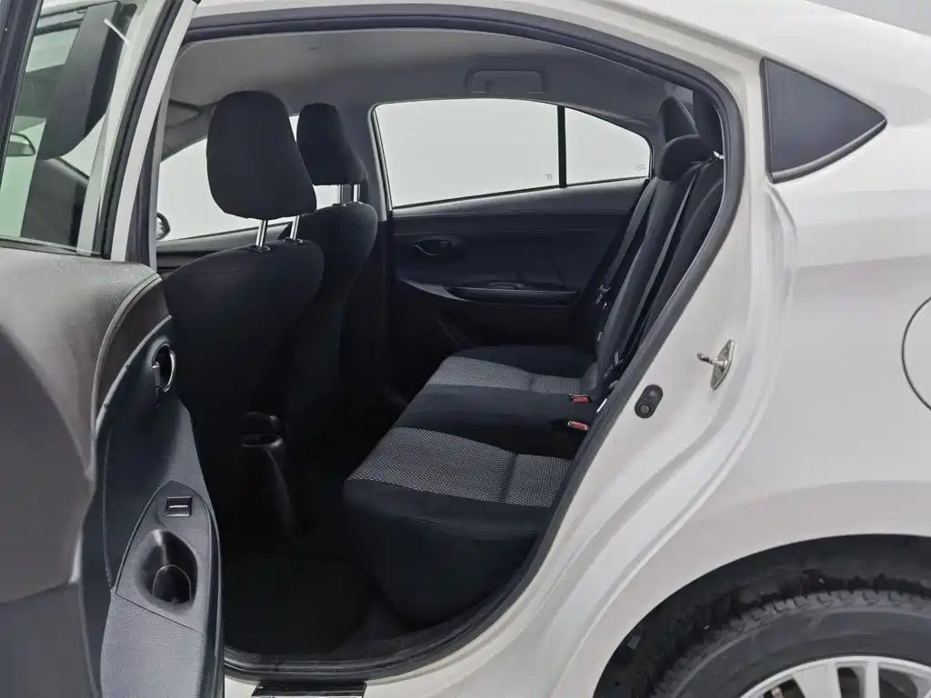 Toyota Vios — миниатюра 15