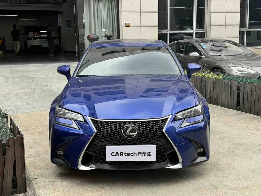 Lexus GS — миниатюра 2