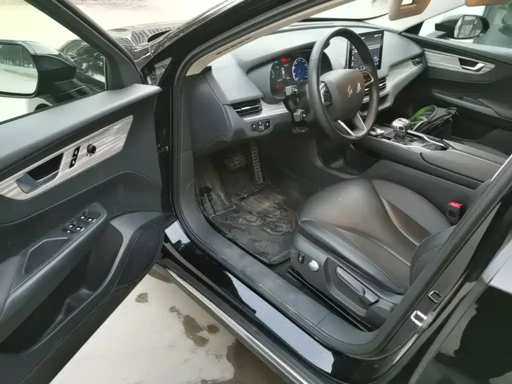 Hongqi Hongqi E-QM5 — миниатюра 16