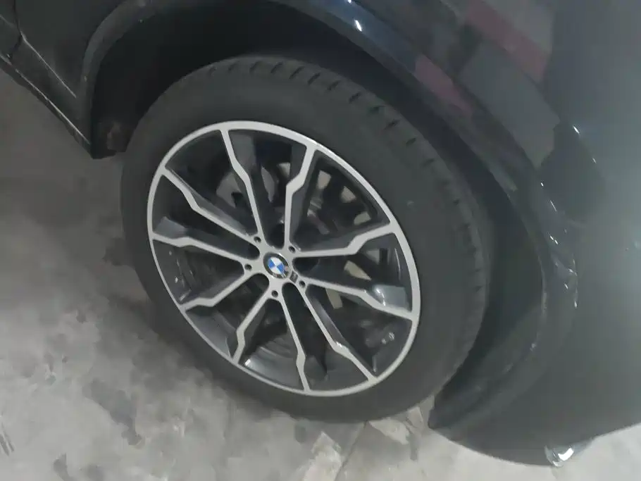 BMW X3 — миниатюра 6