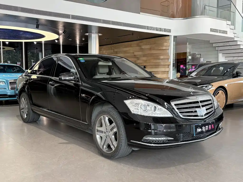 Mercedes-Benz S-Class — миниатюра 2