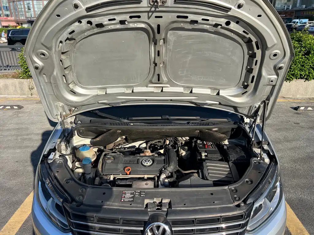 Volkswagen Touran — миниатюра 21