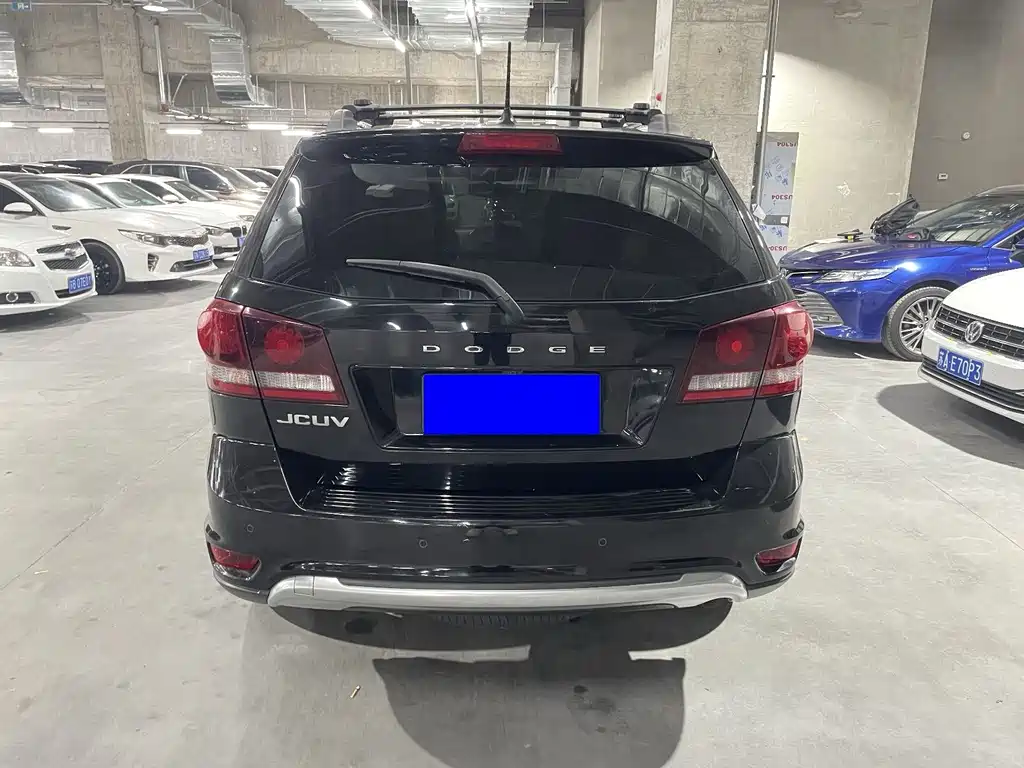 Dodge Journey — миниатюра 6