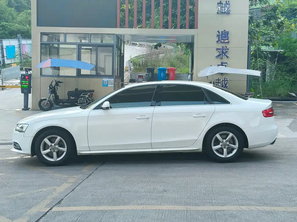 Audi A4L — миниатюра 7