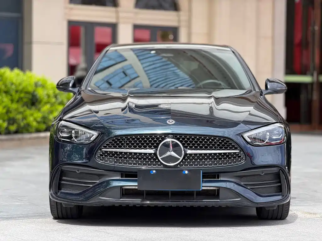 Mercedes-Benz C-Class — миниатюра 2