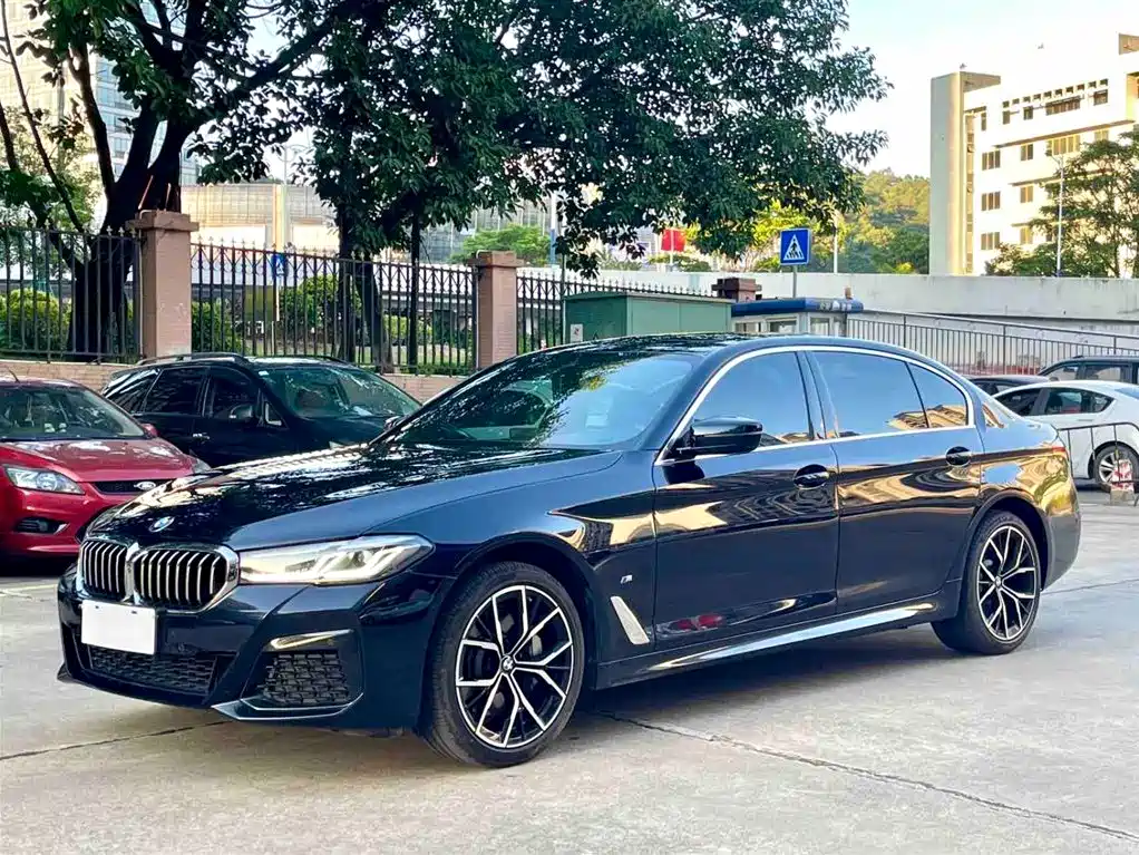 BMW 5 Series 2022