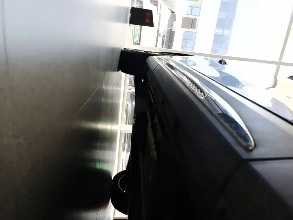 Hongqi Hongqi HS7 PHEV — миниатюра 21