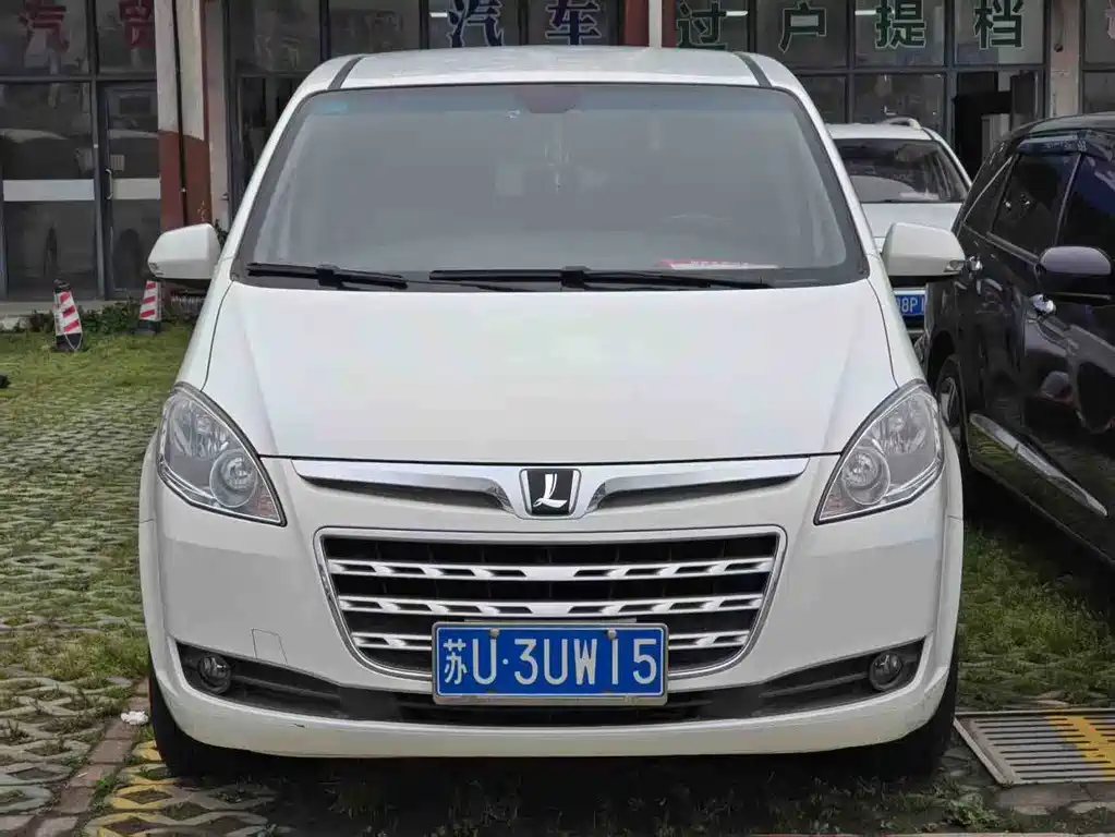 Luxgen Big 7 MPV 2015