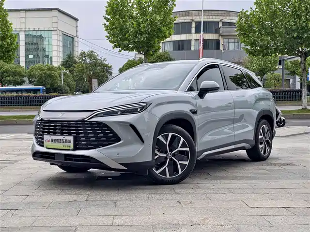 2025 BYD Song EV