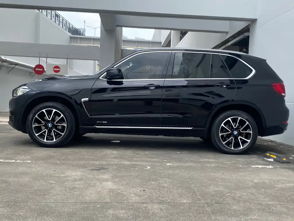 BMW X5 2014 xDrive35i Elegant