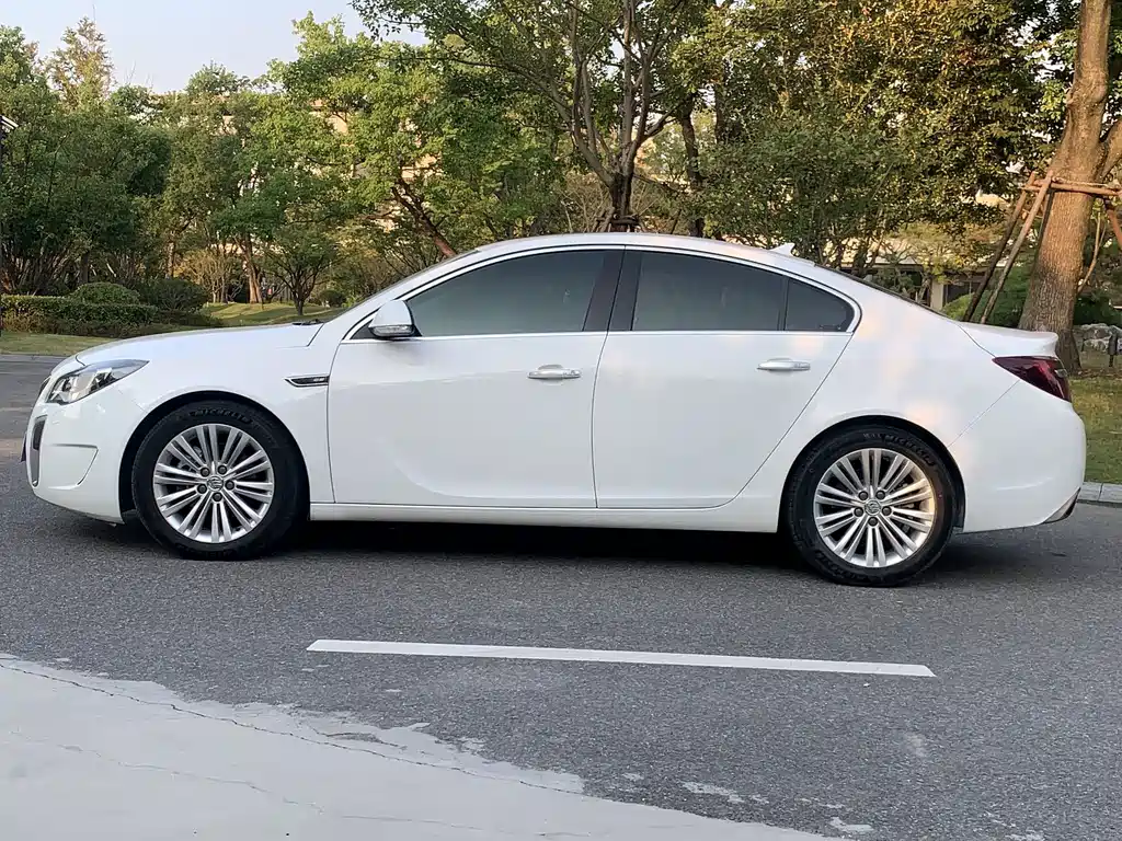 Buick Regal — миниатюра 4