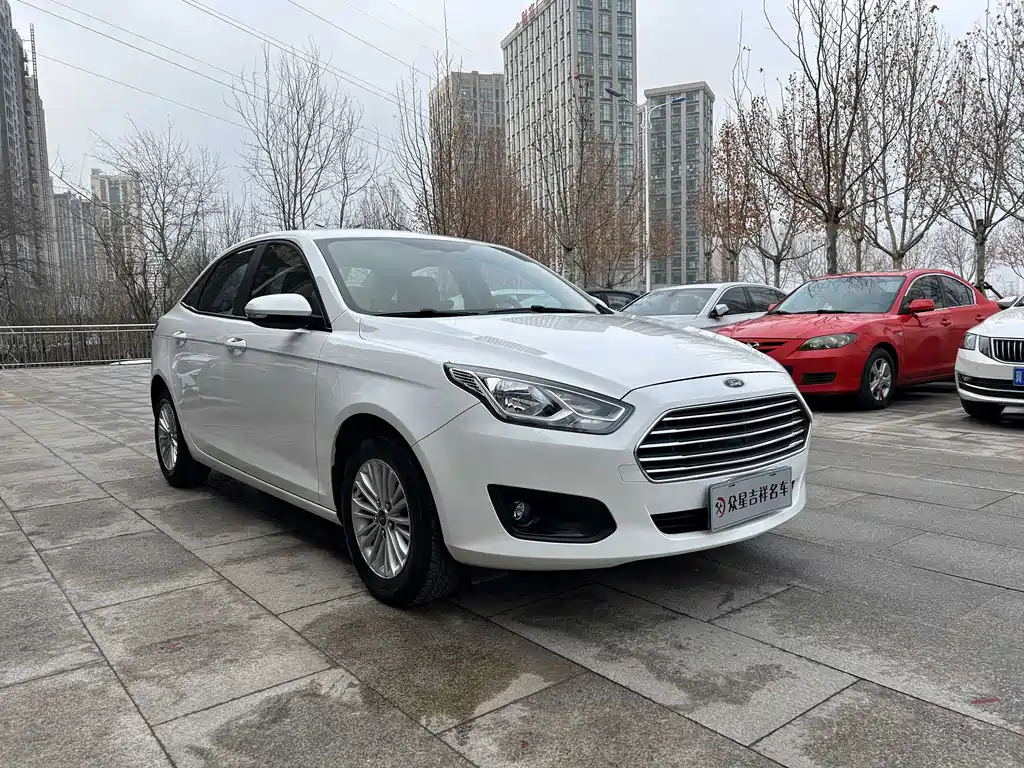 Ford Escort 2016