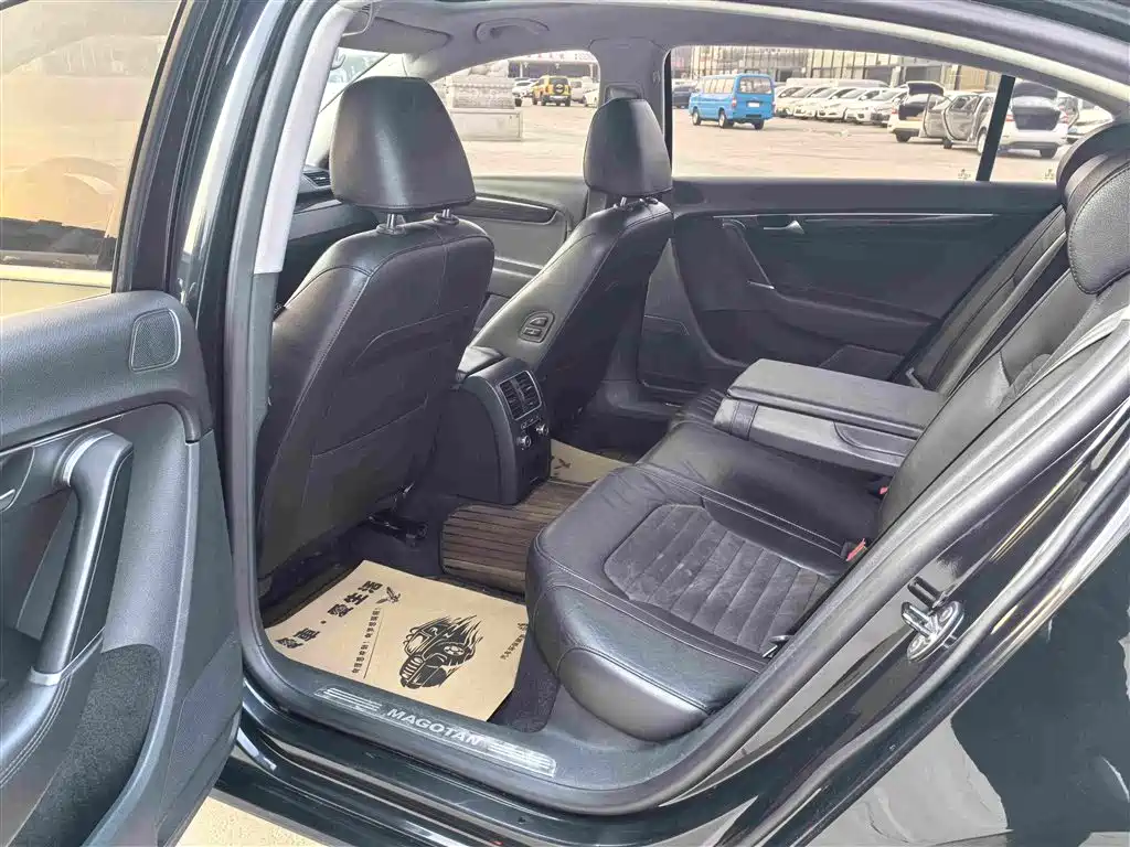 Volkswagen Magotan — миниатюра 6