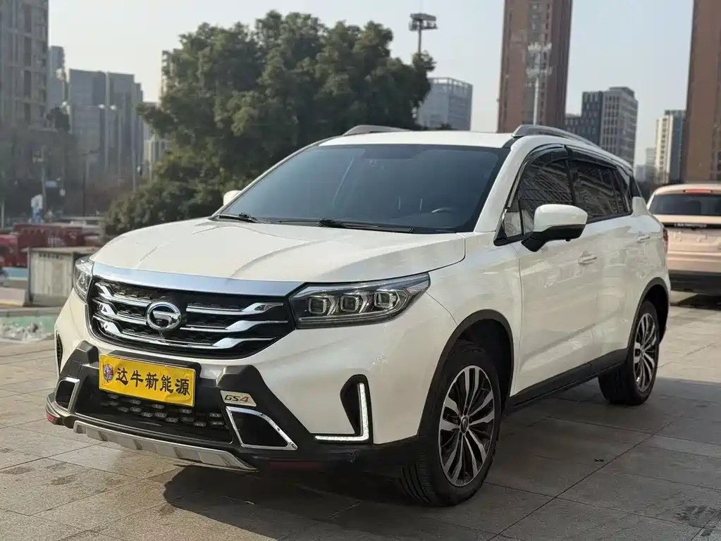 GAC TRUMPCHI GS4 NEW ENERGY