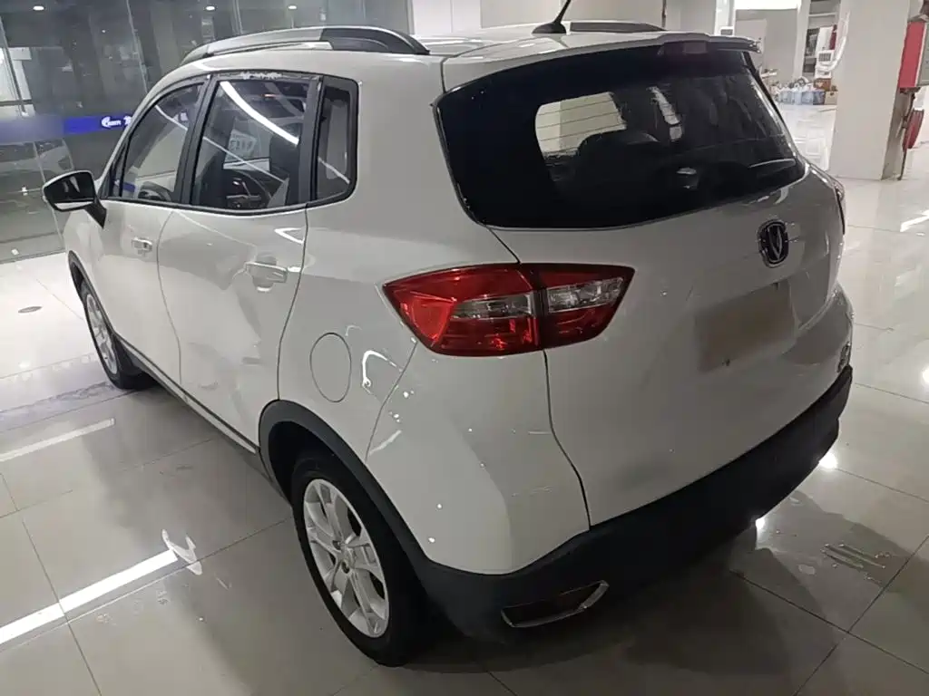 Changan CS15 — миниатюра 5